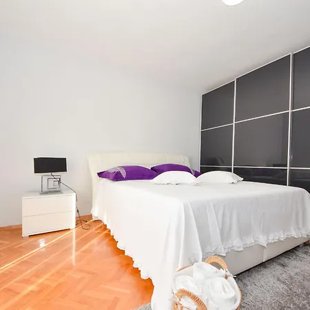 Lägenhet Luca By Interhome Biograd Na Moru