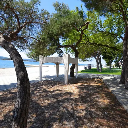 Luca By Interhome Lägenhet Biograd Na Moru